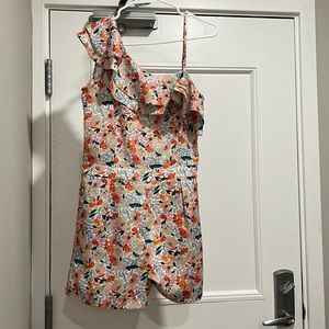 Size small floral romper from a boutique, NWOT